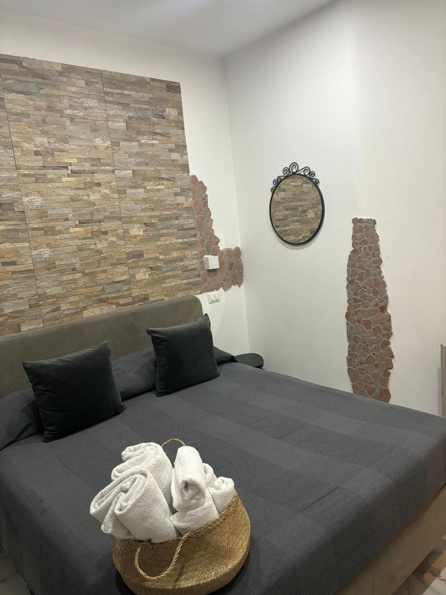 B&B Alla Stazione Napoli Eksteriør billede